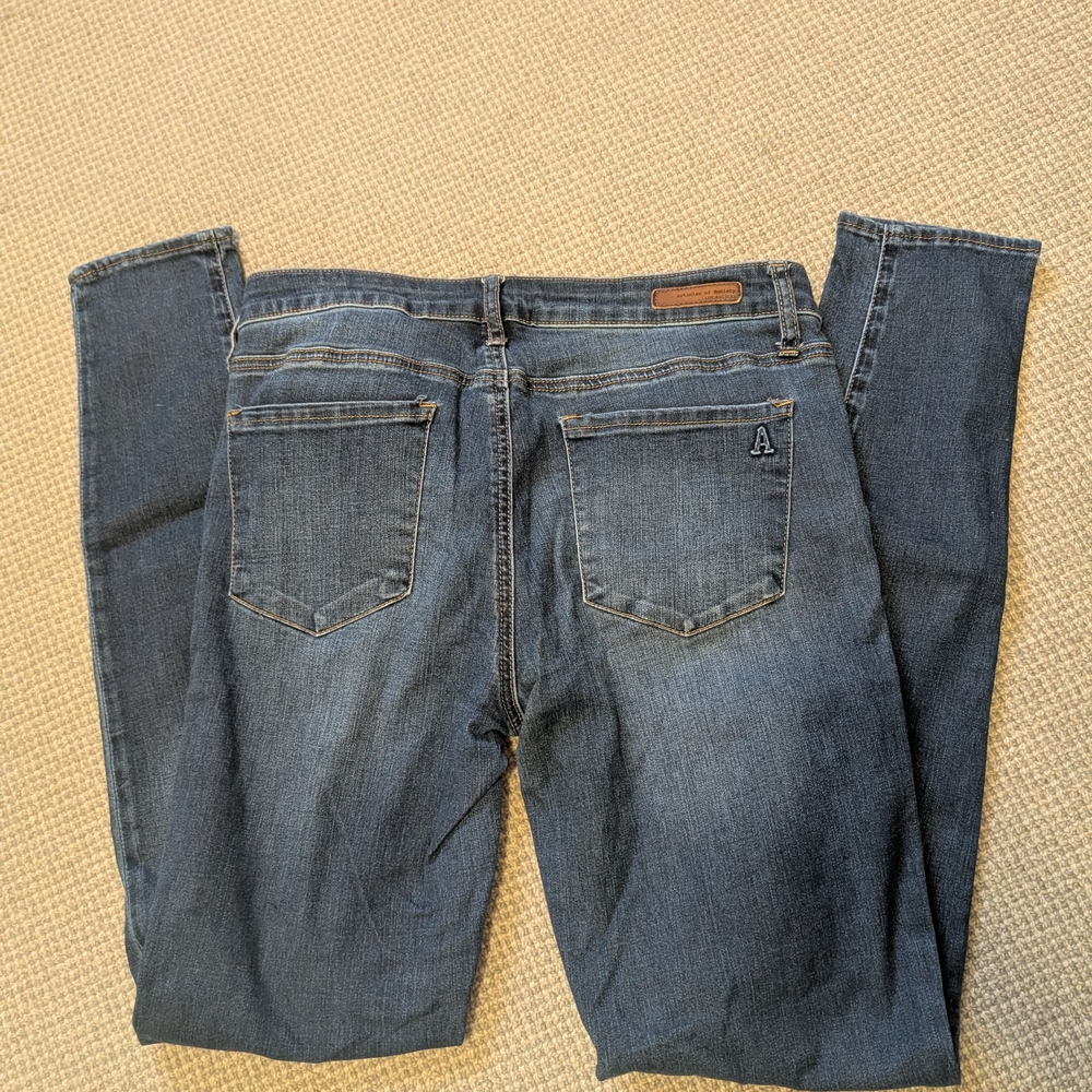 Women's Blue Jeans